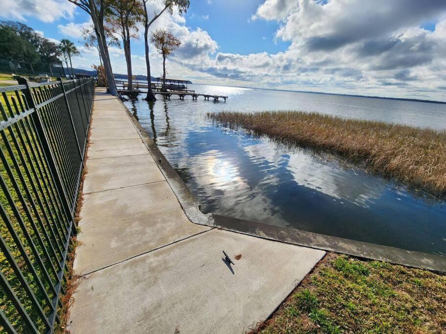 Paradise On Lake Harris Apt #202 Leesburg Eksteriør bilde